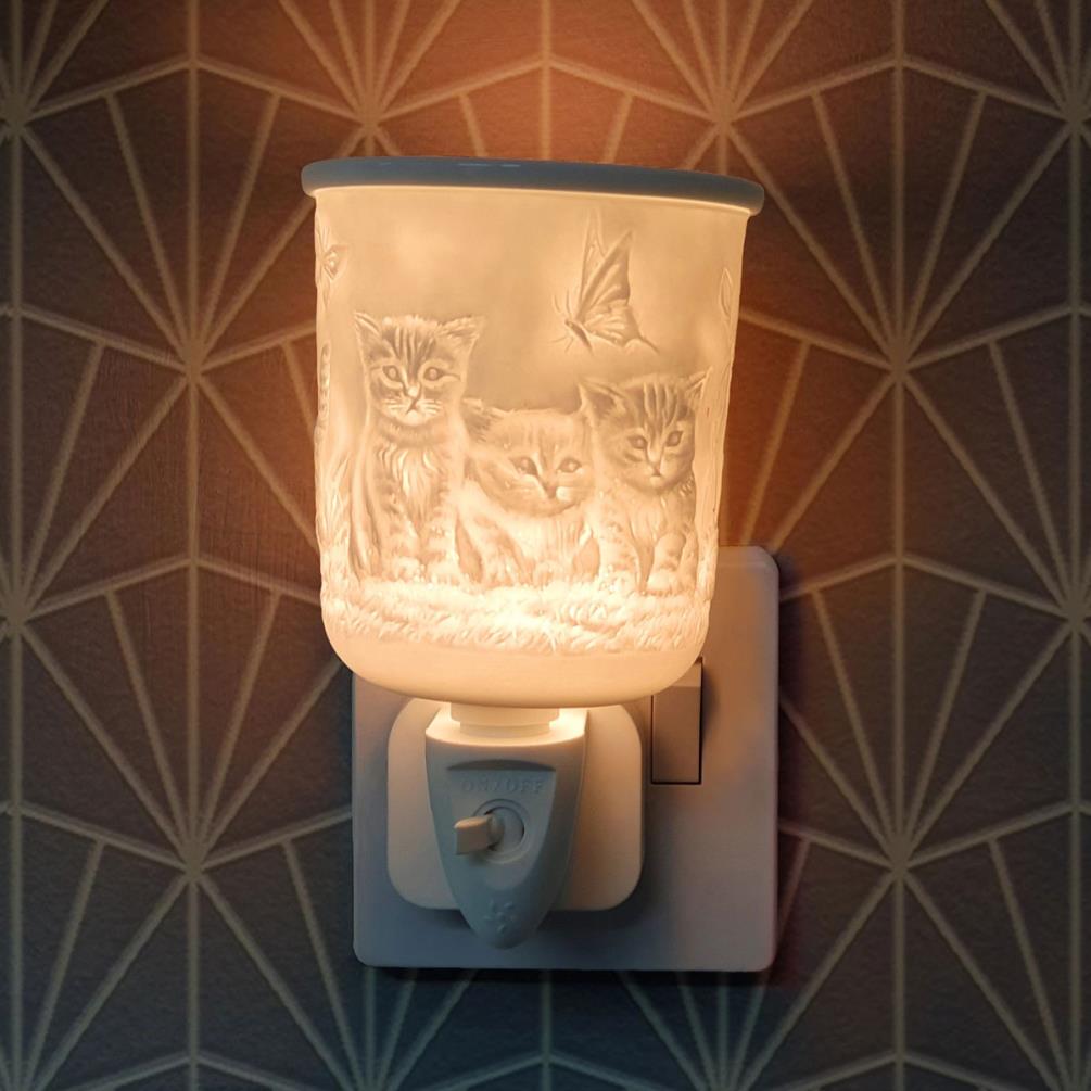 Cello Kitten Porcelain Plug In Wax Melt Warmer Extra Image 1